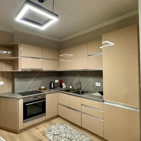 Rest Bllok טיראנה